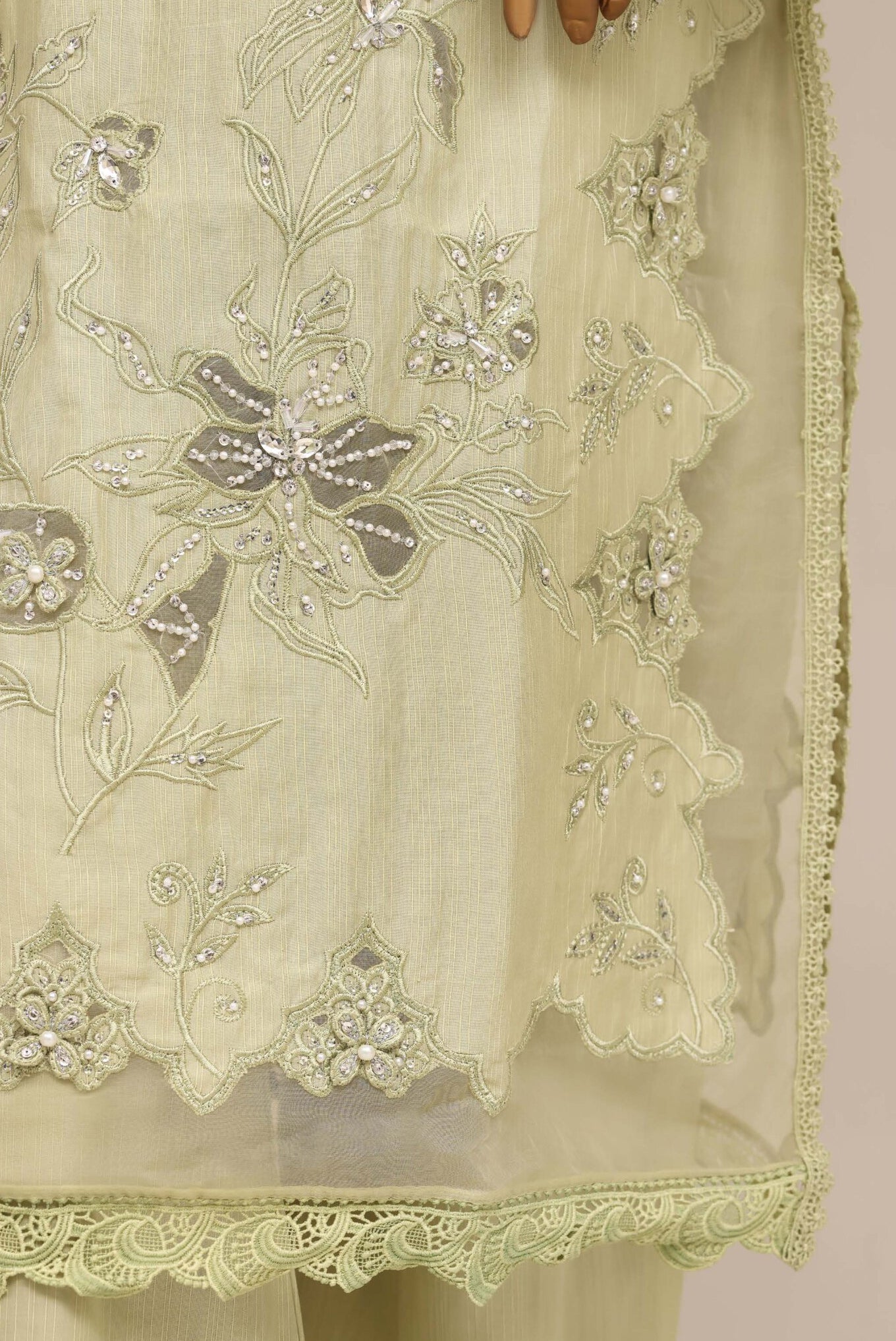 Sadabahar Stitched Luxury Embroidered Festive Vol-07 Collection - 2026 (D-06)