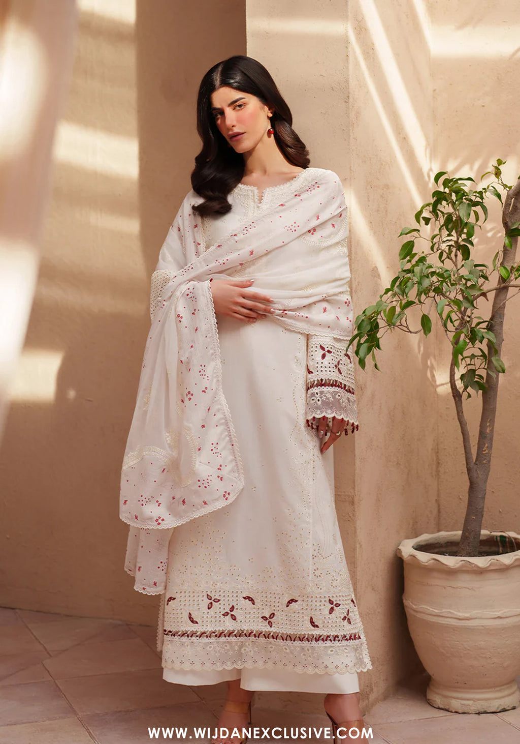 Iznik Unstitched Embroidered Eid Lawn Collection - 2026 (EL-06)