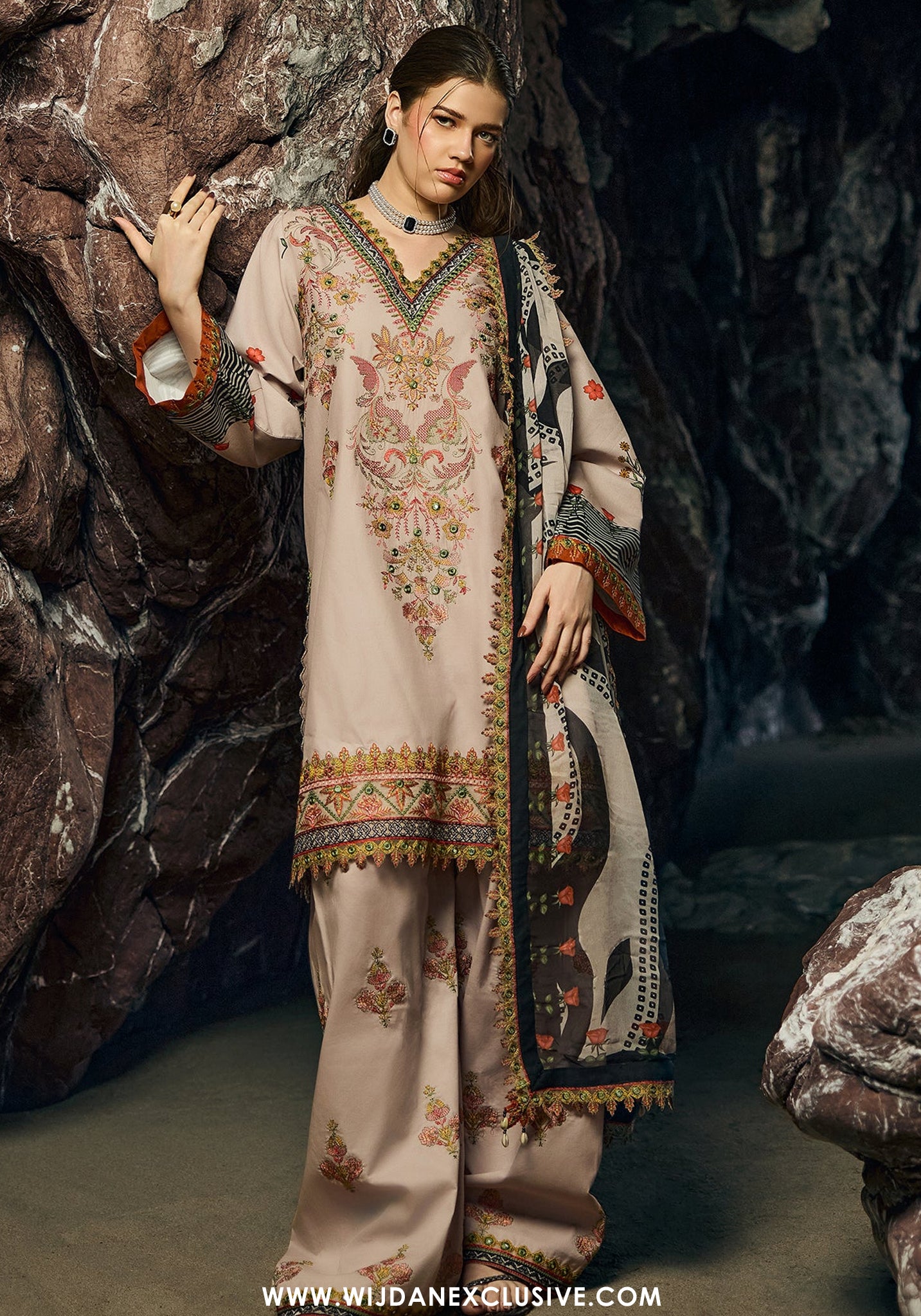 Sunshine by Charizma | Unstitched Embroidered Lawn Vol-I Collection - 2026 (CSN6-07)