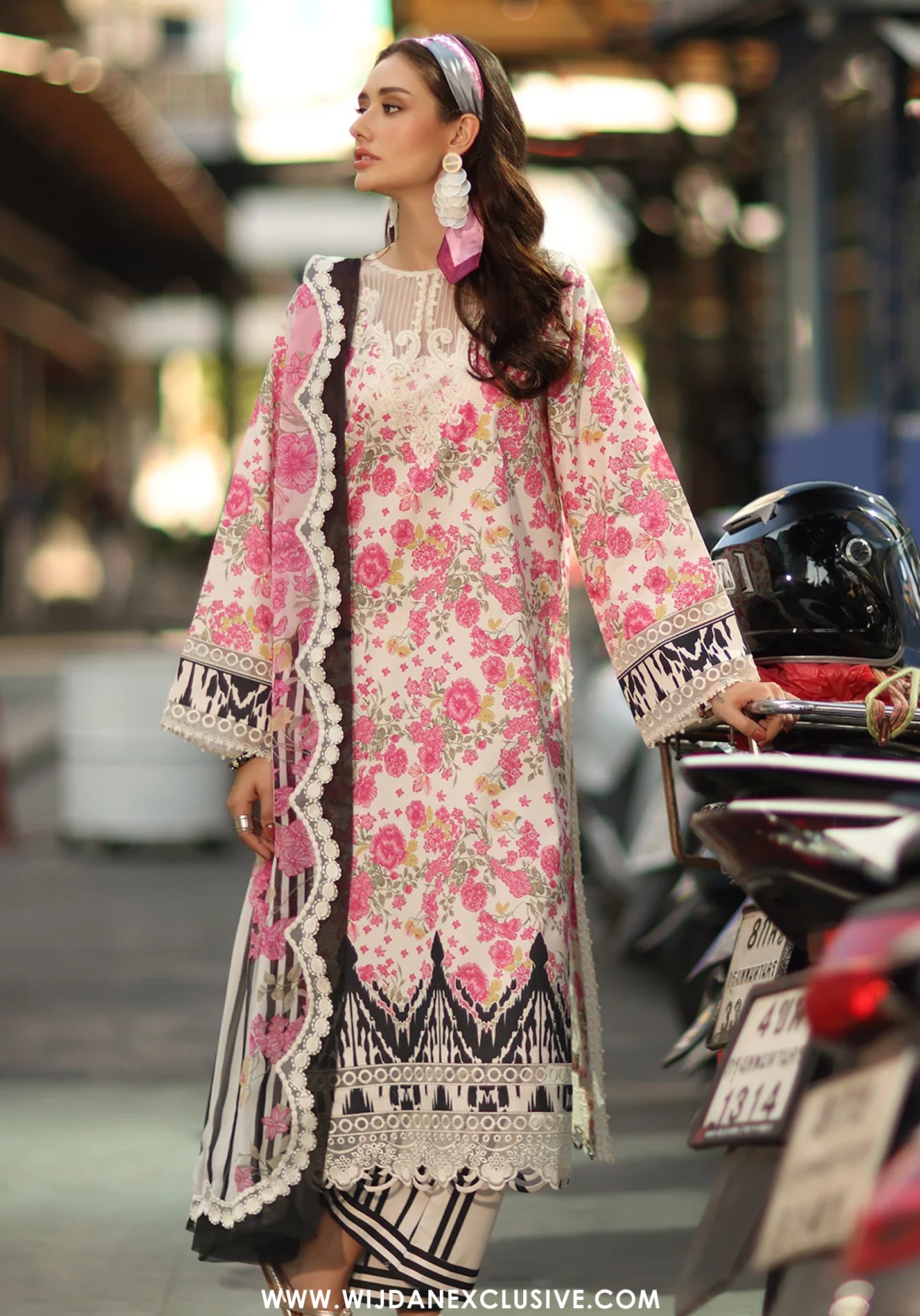Combination by Charizma | Unstitched Embroidered Lawn Collection Vol - I (CC6-04)