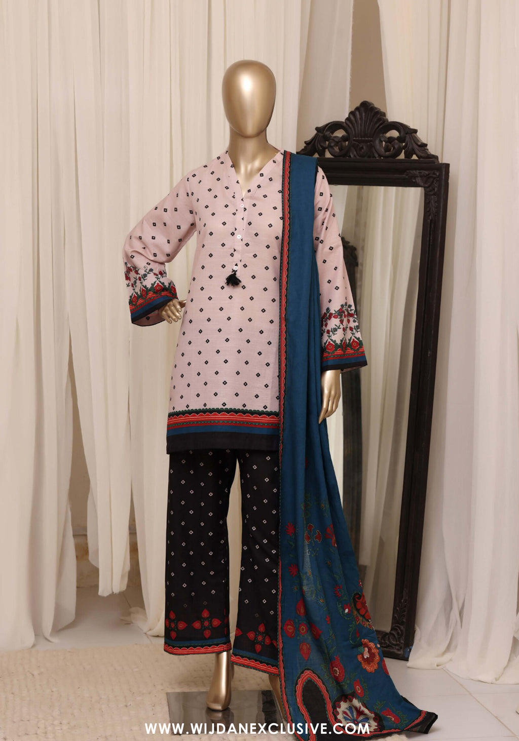Sadabahar Stitched Printed Khaddar Collection - 2026 (D-06)