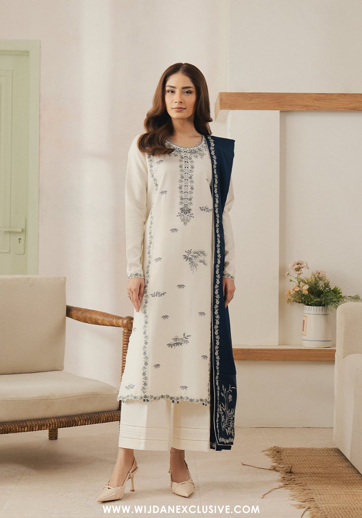 Serán Unstitched Embroidered Winter Collection - 2025 (IVRENE)