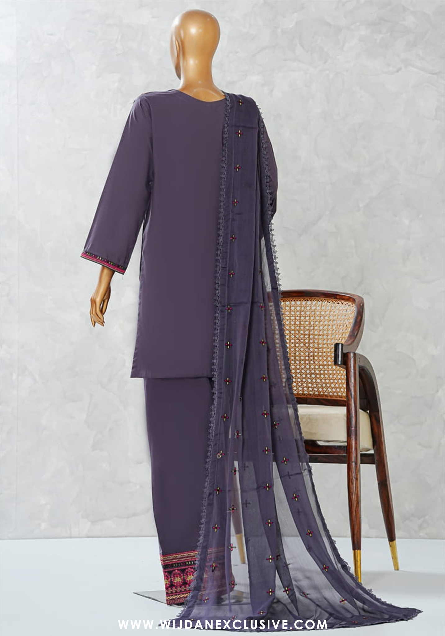 Nazakat Noir Luxe Pret Eid Edit-2025 Vol-02 by Amna Khadija NLE-AK-01