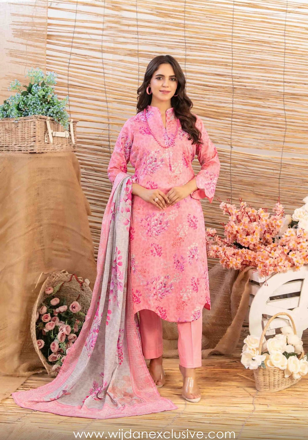 Mylah Digital Printed Slub Lawn Colleciton'25 by Tawakkal D-06