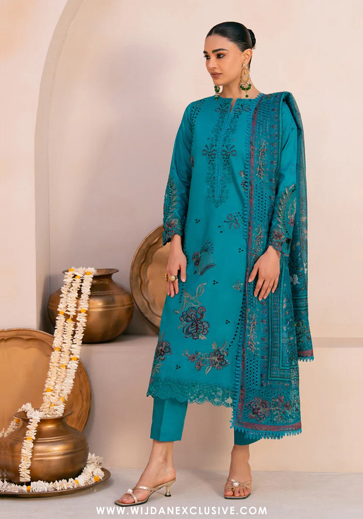 Amani by Marjjan | Unstitched Embroidered Viscose Winter Collection - 2025 MSV-03-A (ZINC)