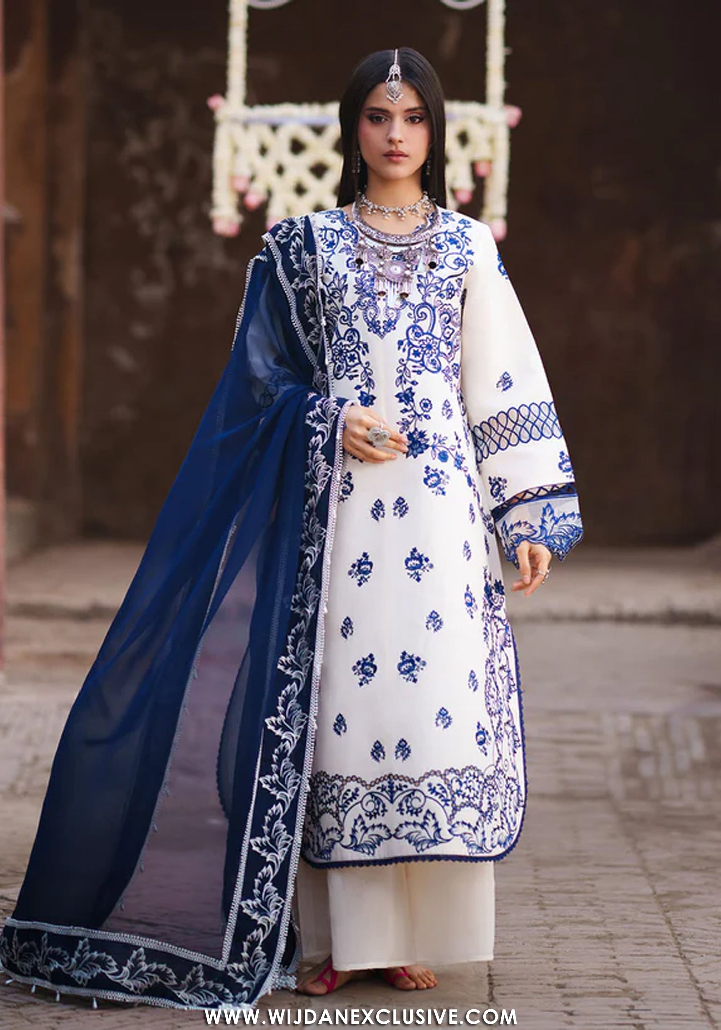 Gul by Mahnur | Unstitched Embroidered Lawn Collection - 2026 G-008