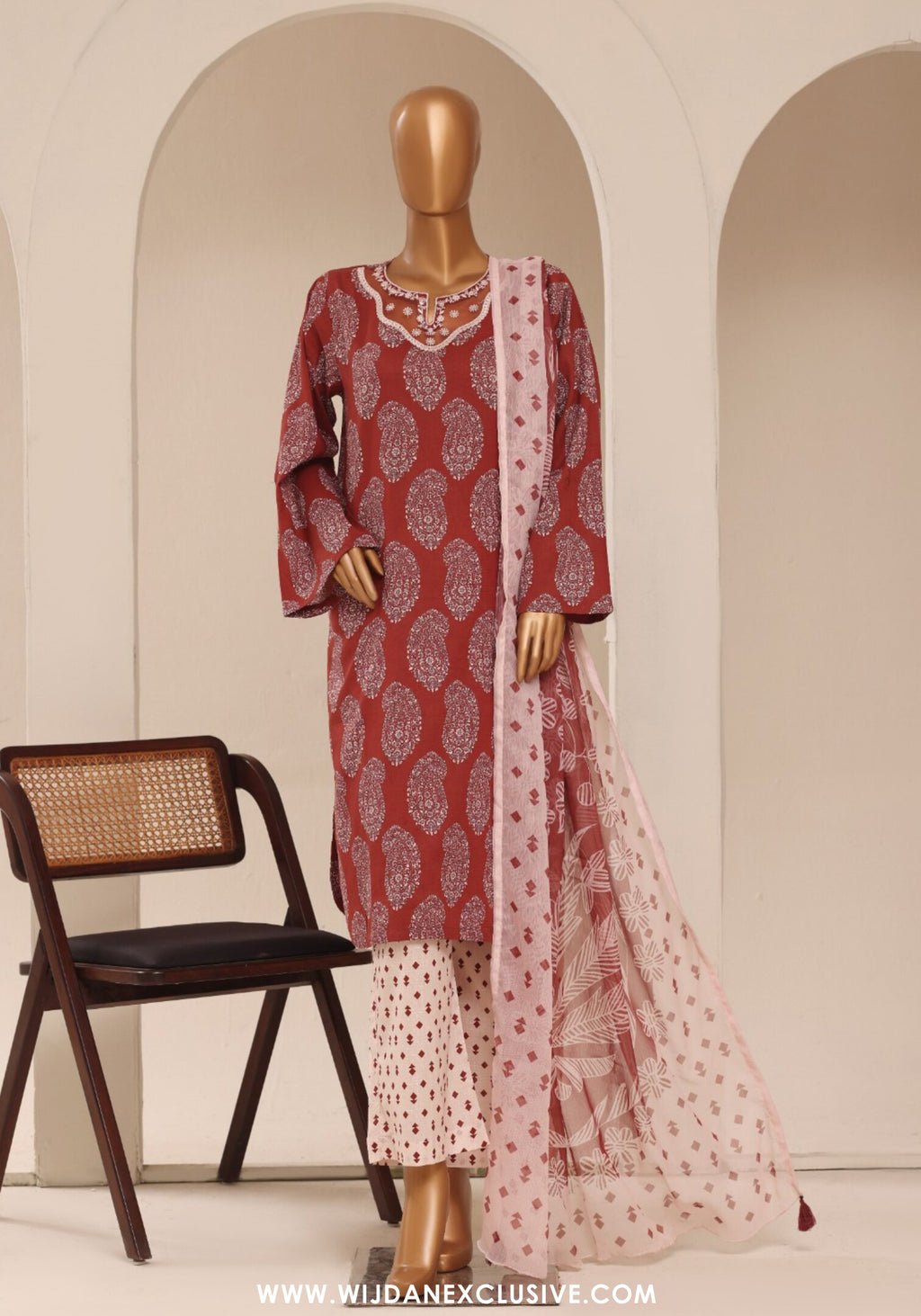 Sadabahar Cutwork Stitched 3pc Lawn Collection - 2026 (D-06)