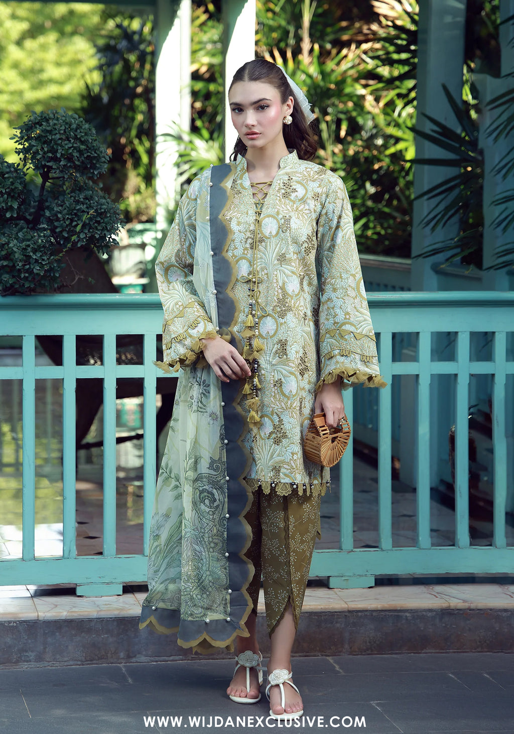 Lumea by Jade | Unstitched Embroidered Cambric Collection - 2026 (AUREN)