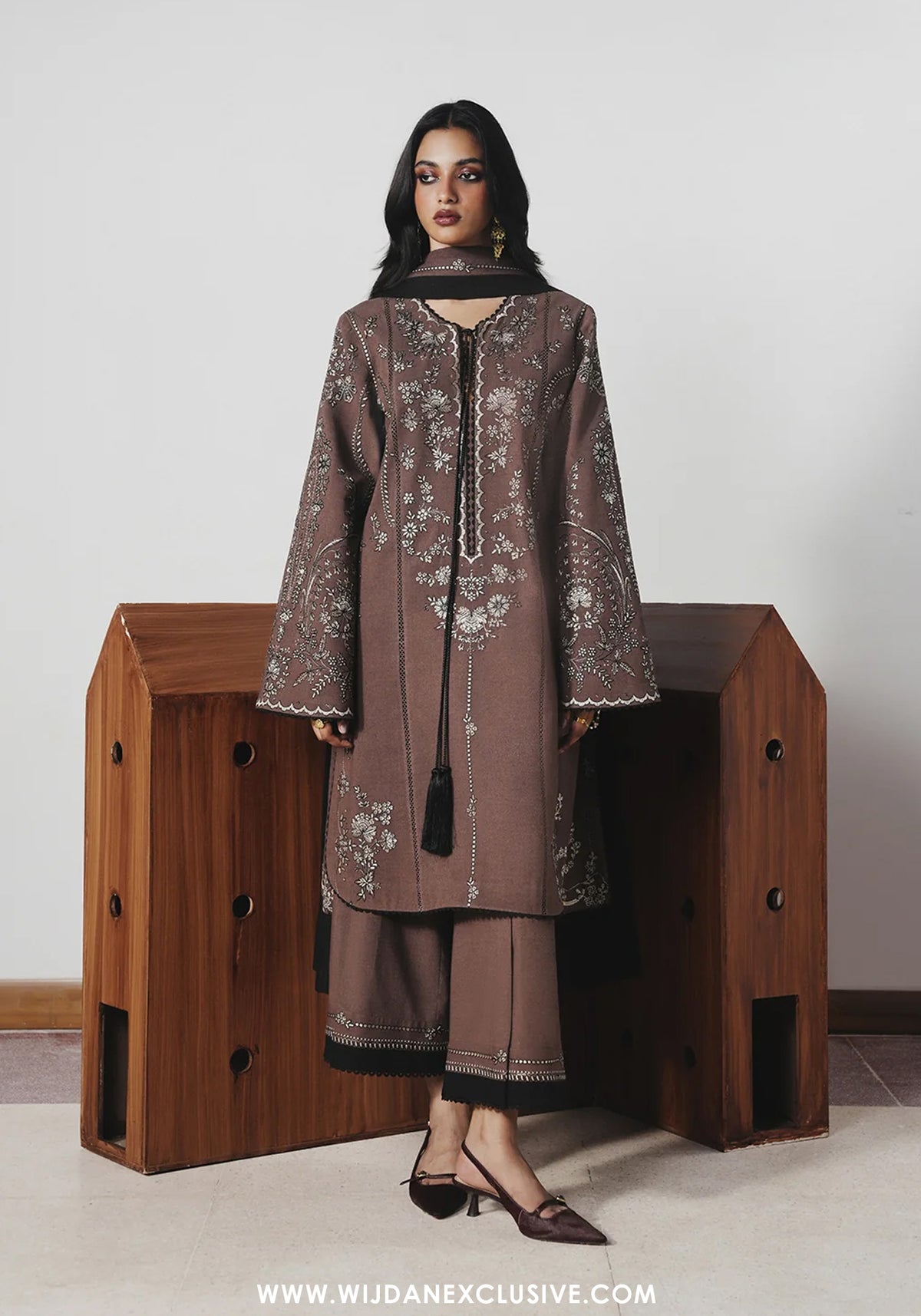 Jugnu by Hussain Rehar | Unstitched Karandi Embroidered Collection - 2026 (JABAH)