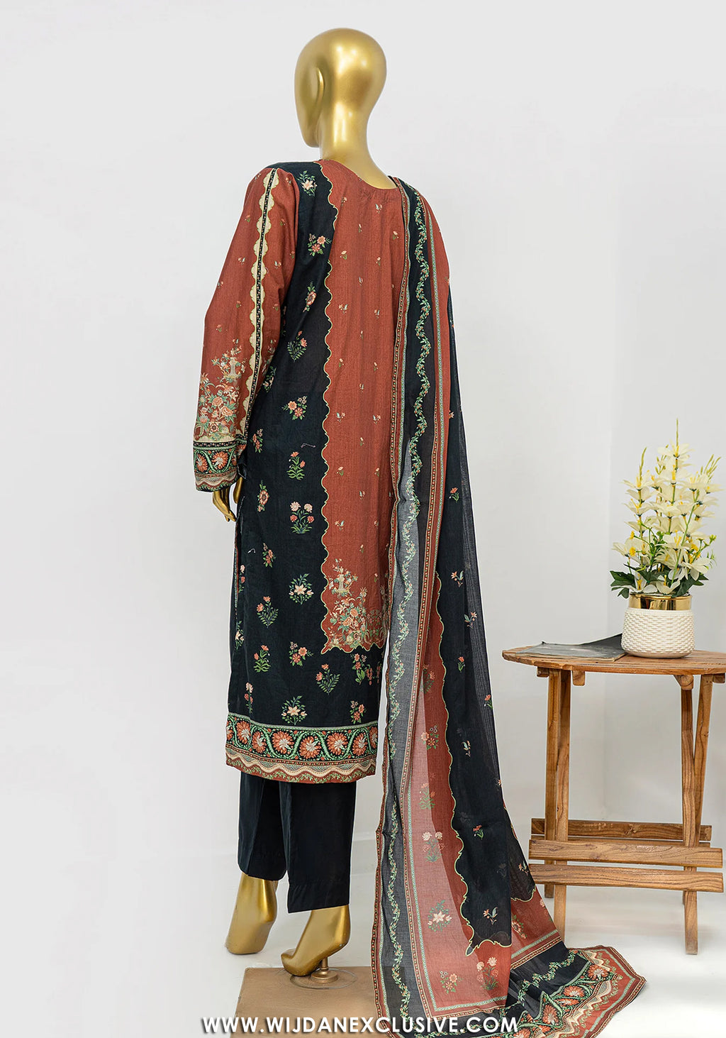 Bin Saeed Stitched Exclusive Printed Lawn Vol-09 Collection – 2026 (D-06)