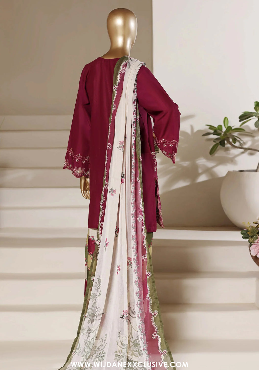 Eclair by Sadabahar | Stitched 3pc Embroidered Lawn Vol-02 Collection - 2026 (D-06)