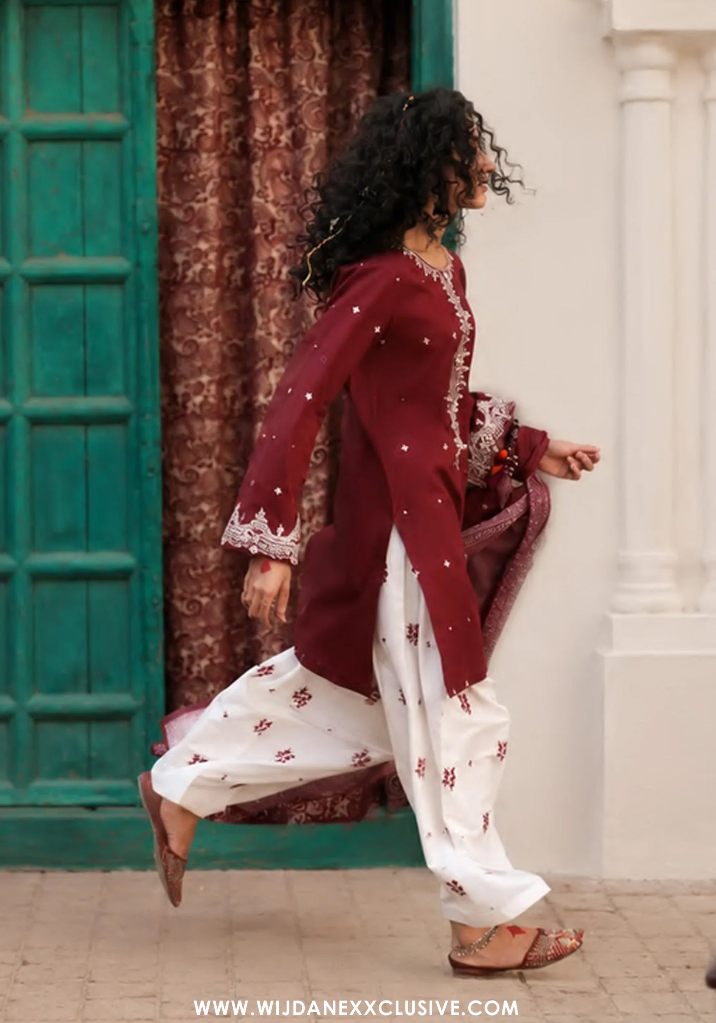 Casual Lite Her Stitched Embroidered Summer Cotton Lawn Collection - 2026 (D-06)
