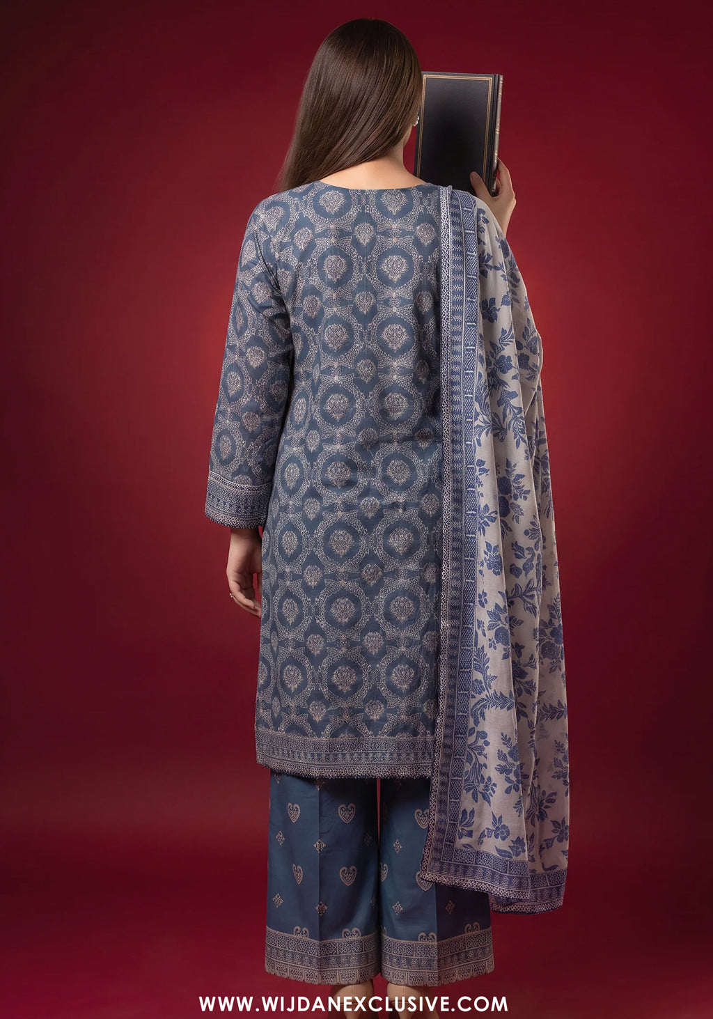Rang E Bahar by Amna Khadija | Stitched Embroidered Lawn Collection - 2026 (D-06)
