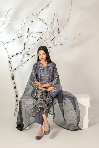 Ishq by Tawakkal | Semi-Stitched Embroidered Organza Complimentary Cluth & Khussa Collection - 2025 D-5136
