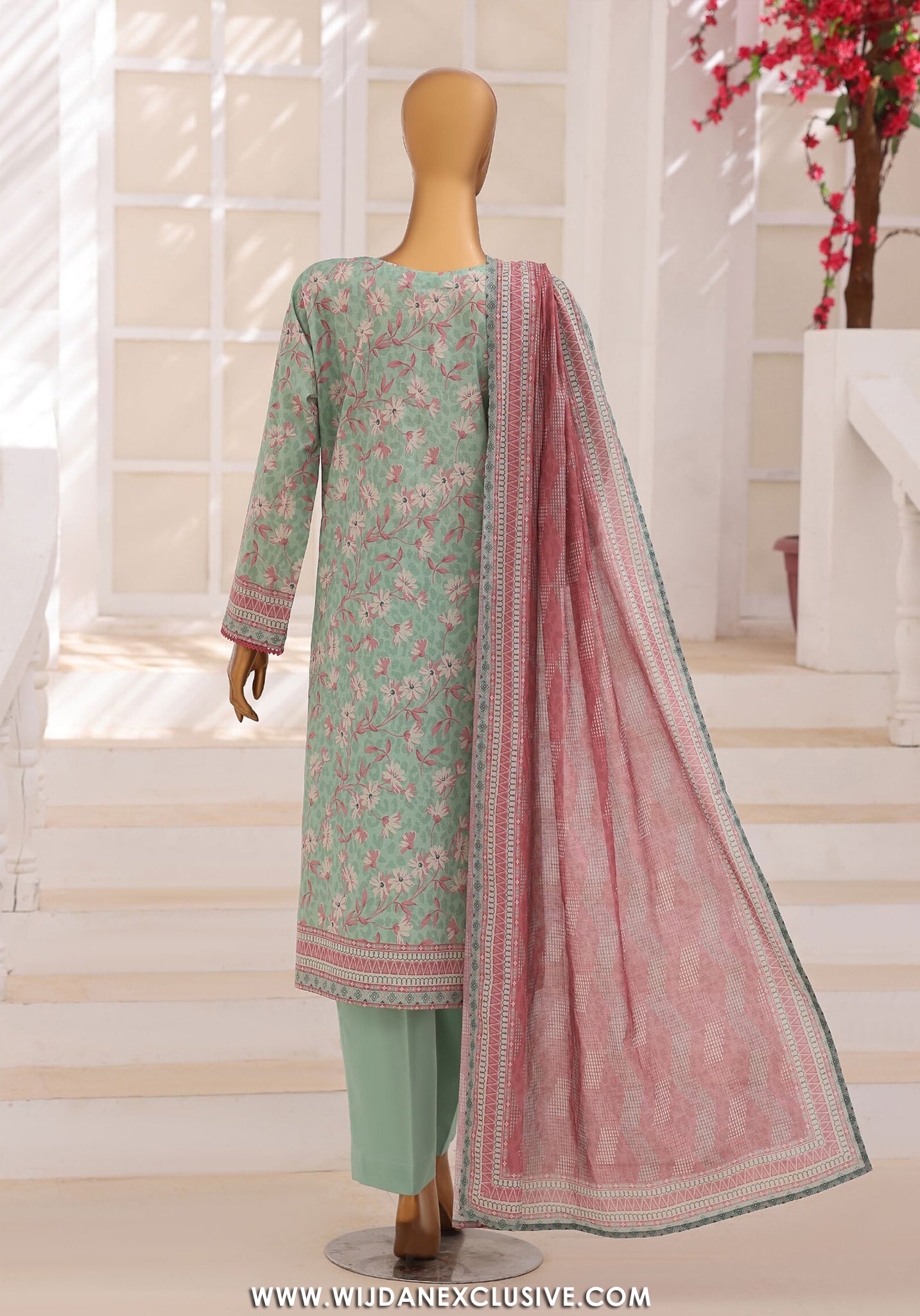 HZ Unstitched Platinum Floral Printed Lawn Collection - 2026 (D-07)
