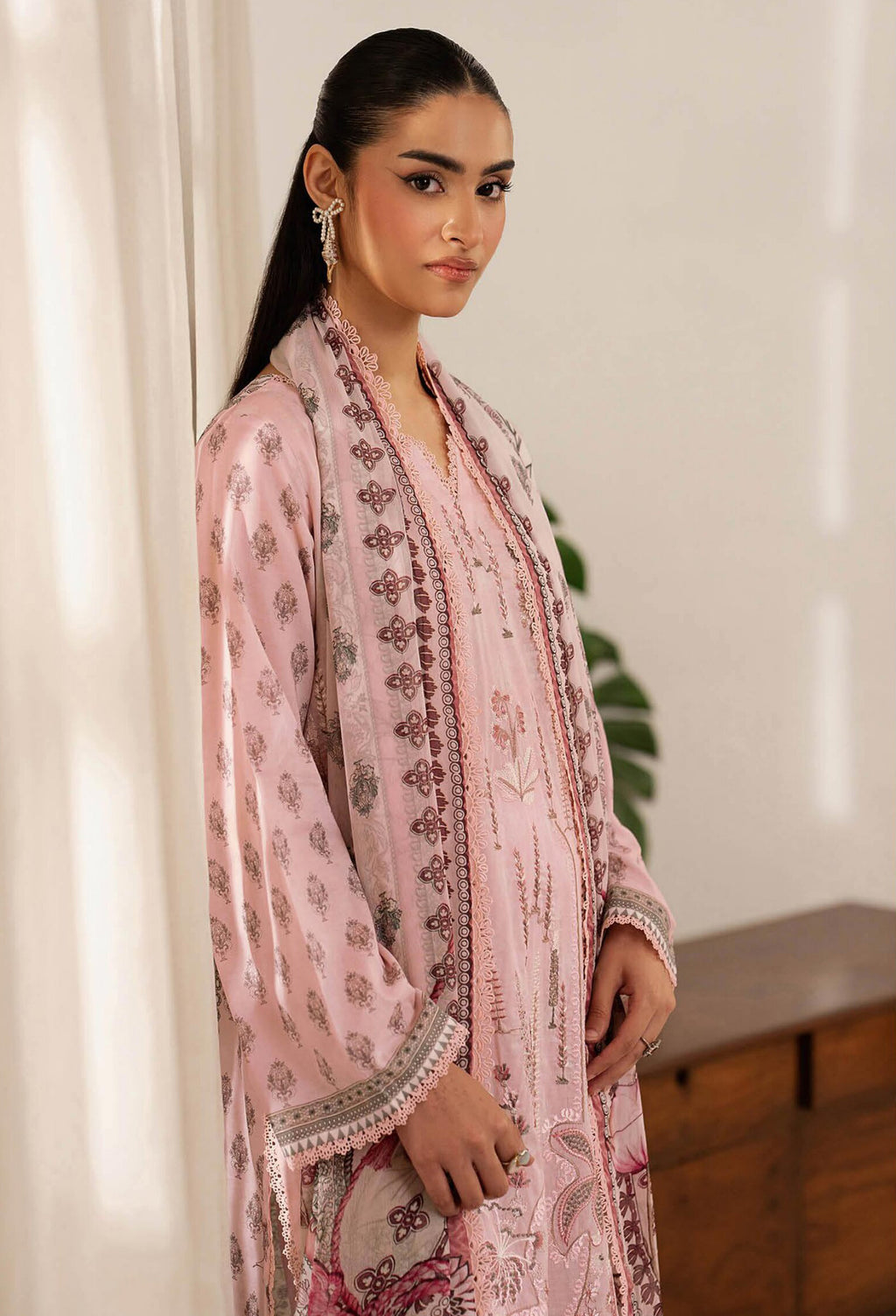 Mashaal by Ramsha | Unstitched Luxury Lawn Vol-16 Collection - 2026 (D-07)