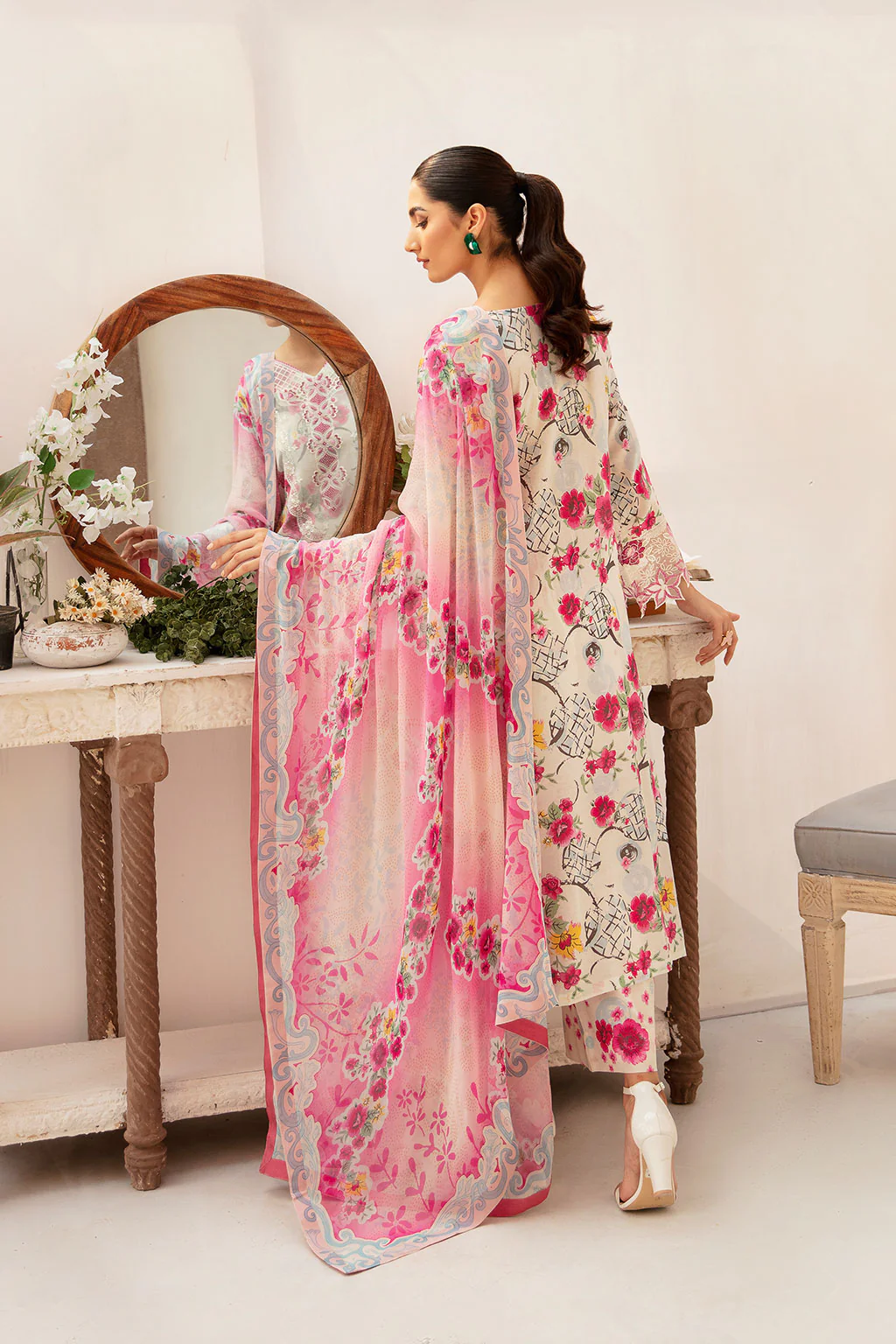 Rangrez Luxury Lawn Collection Vol-07 by Ramsha N-707