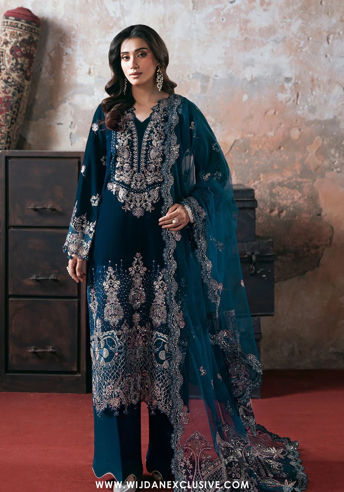 Ramsha Unstitched Luxury Velvet Embroidered Collection Vol - 07 (D-07)