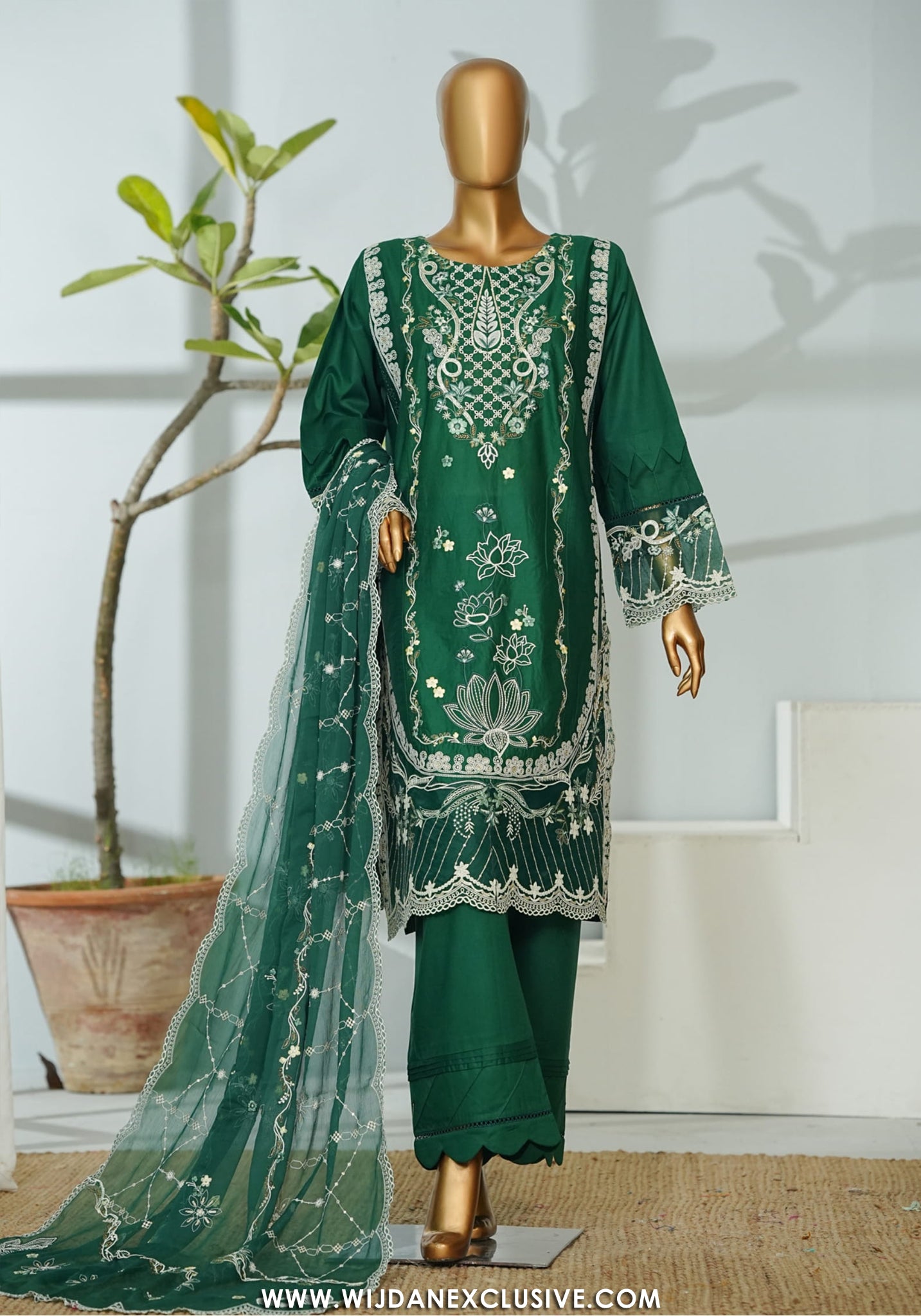 Bin Saeed Stitched Luxury Embroidered 3PC Collection - 2026 BSLE26-007