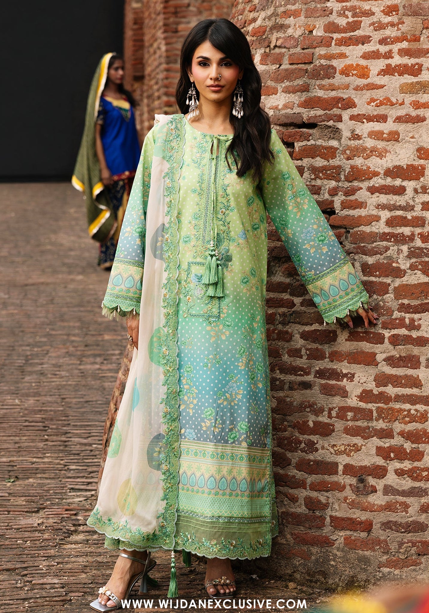 Charizma Chunri Unstitched Embroidered Lawn Vol-01 Collection - 2026 (CHN6-07)