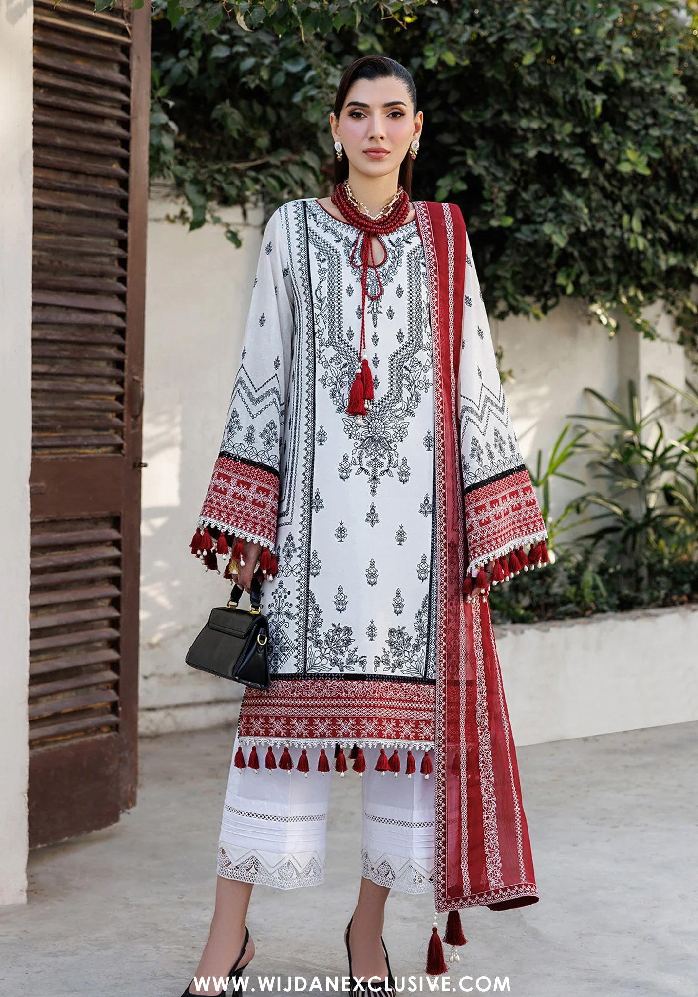 Alizeh Unstitched Embroidered Eid Festive Lawn Collection - 2026 (KELLY)