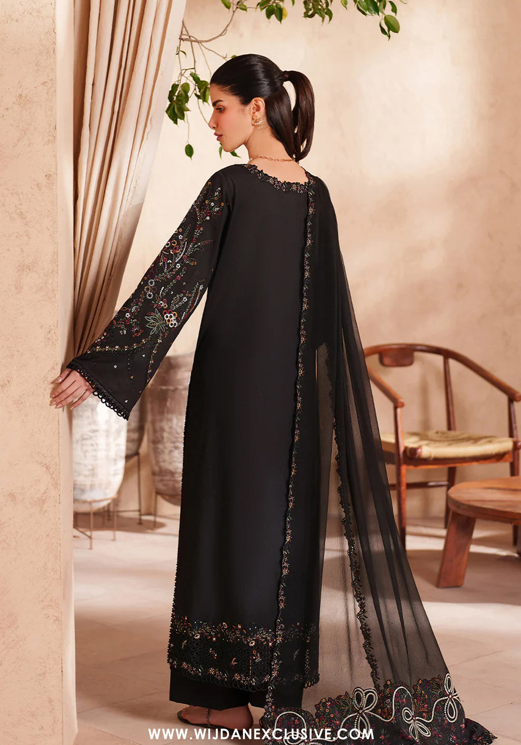 Iznik Unstitched Embroidered Eid Lawn Collection - 2026 (EL-07)