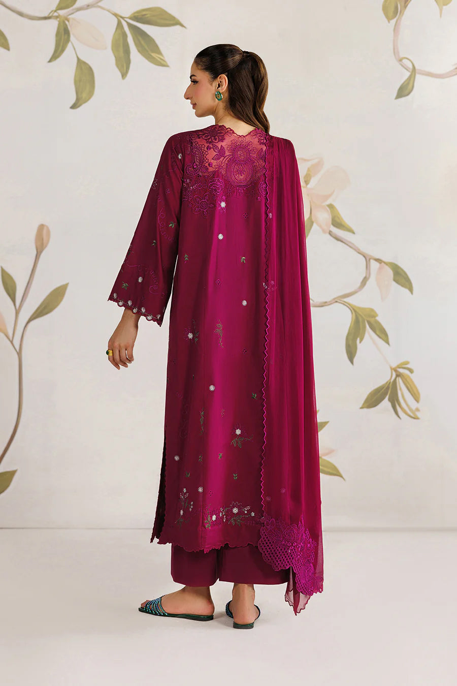 Iznik unstitched Embroidered Exclusive Lawn  Collection - 2026 (UE-684)