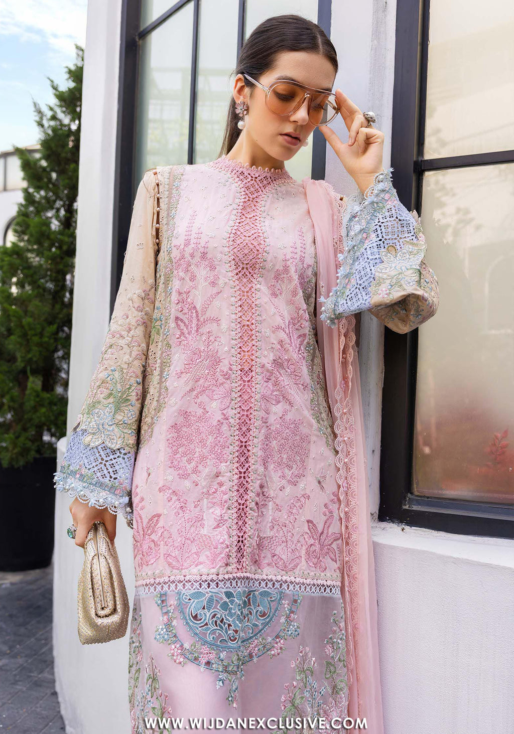 Maria.B Unstitched Embroidered Lawn Collection - 2026 (D-09)