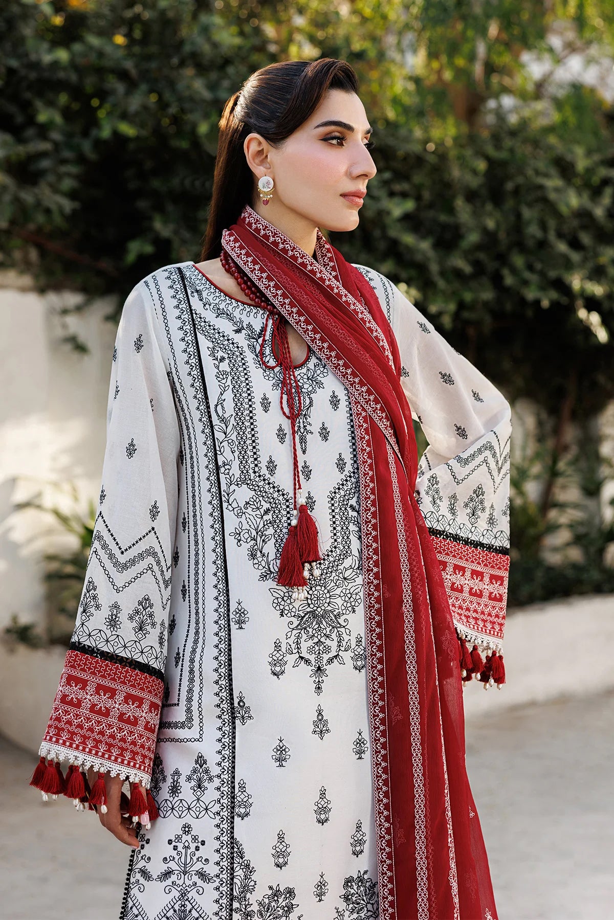 Alizeh Unstitched Embroidered Eid Festive Lawn Collection - 2026 (KELLY)