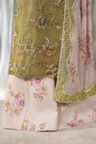 Iznik Unstitched Exclusive Printed Formals Collection - 2025 UE-543