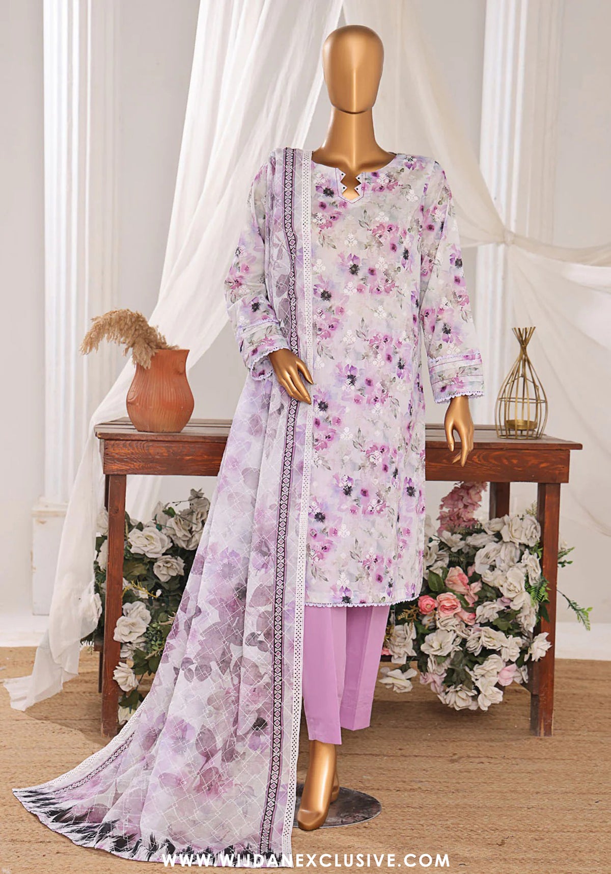 HZ Dhagakari Unstitched Embroidered Lawn Collection - 2025 DEC-601