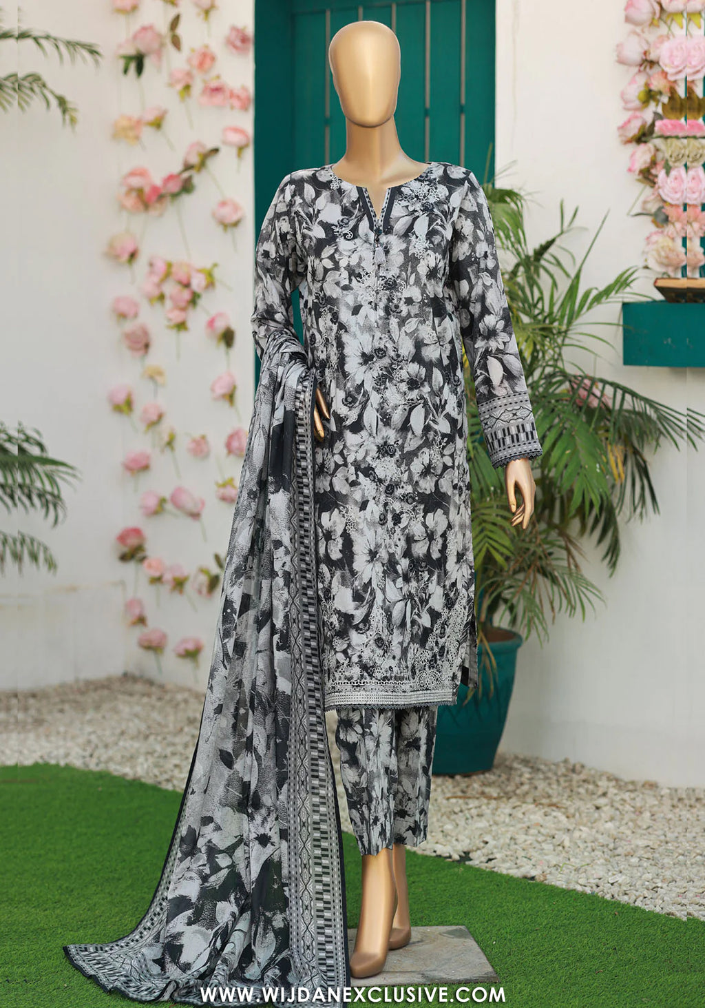 Elegant by HZ Textile | Unstitched Embroidered Lawn Collection - 2026 EC-1020