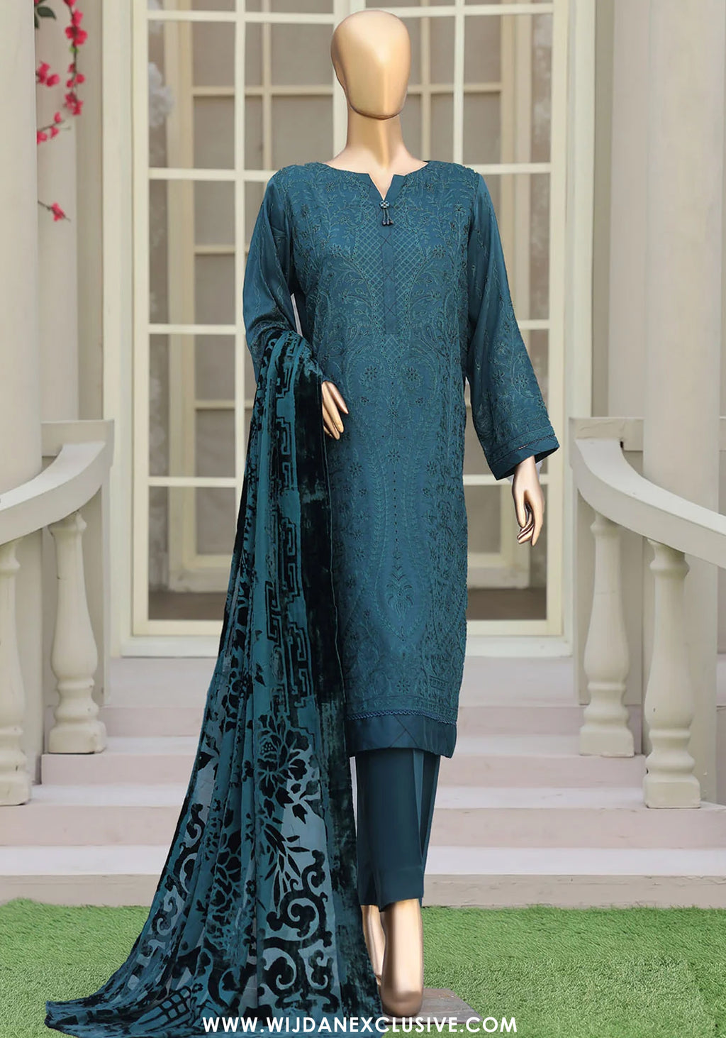 Royel Needleuork by HZ Textile | Unstitched Velevet Embroidered Collection'26 (D-08)