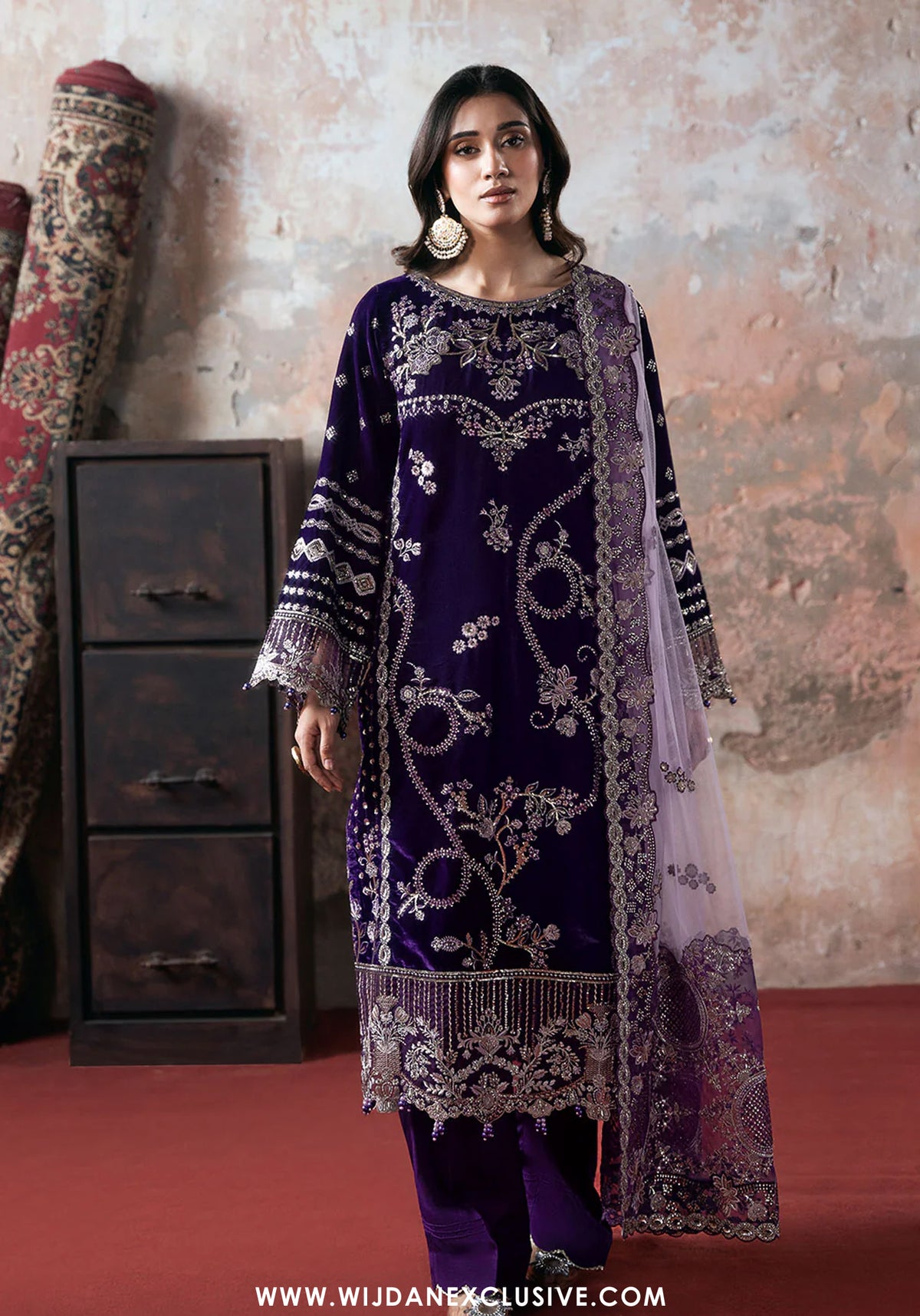 Ramsha Unstitched Luxury Velvet Embroidered Collection Vol - 07 (D-08)
