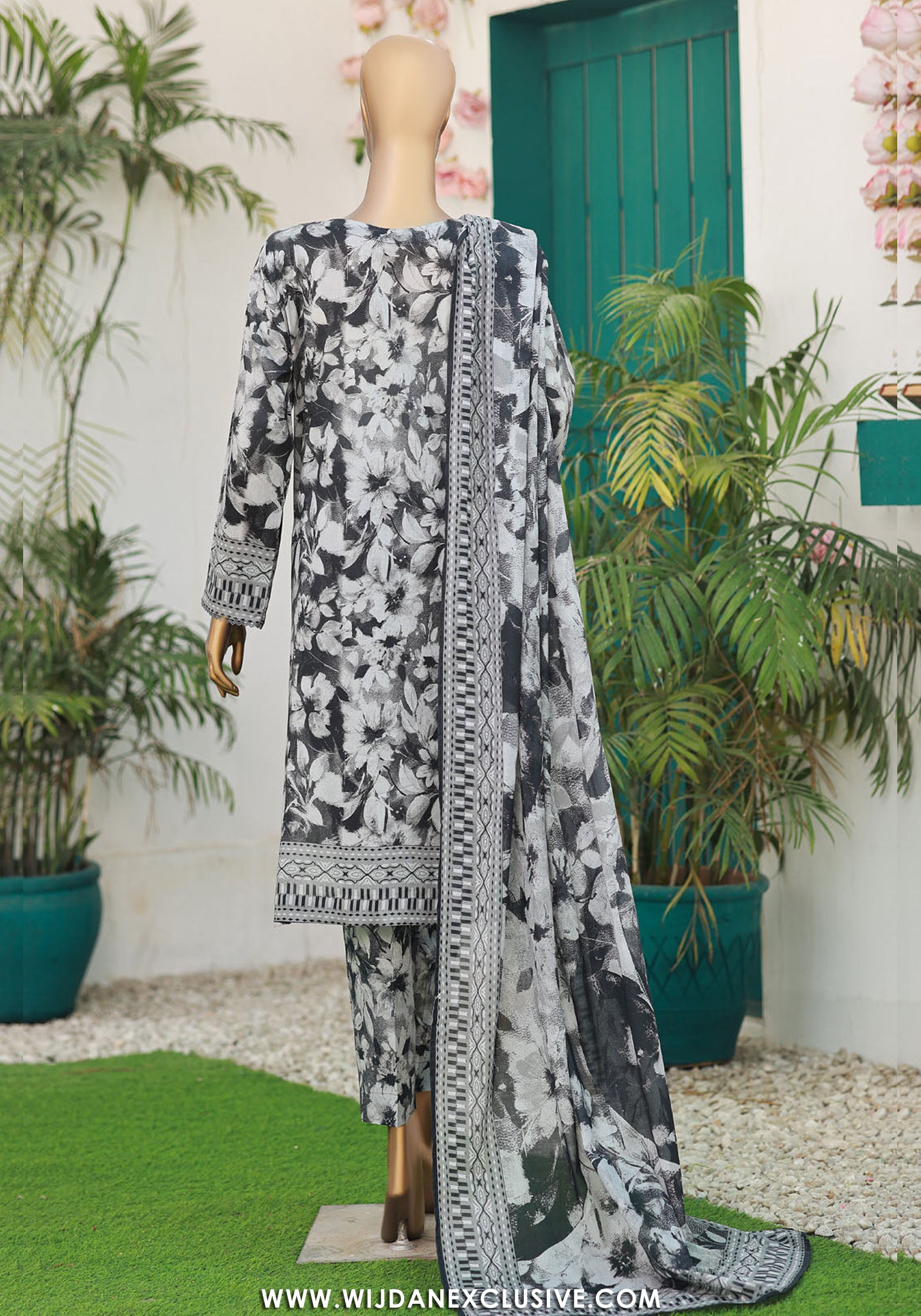 Elegant by HZ Textile | Unstitched Embroidered Lawn Collection - 2026 EC-1020
