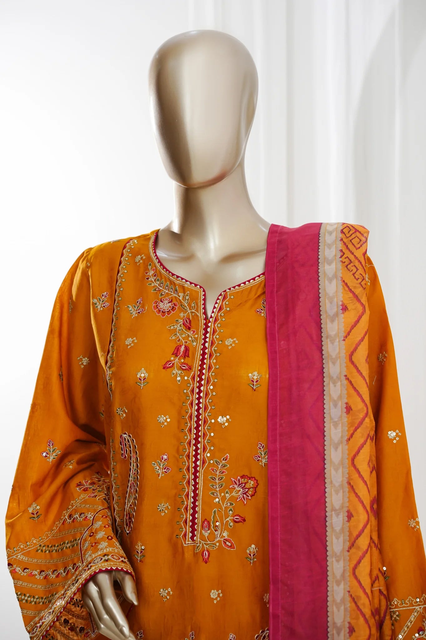Bin Saeed Stitched 3pc Luxury Embroidered Jacquard Collection - 2026 (D-08)