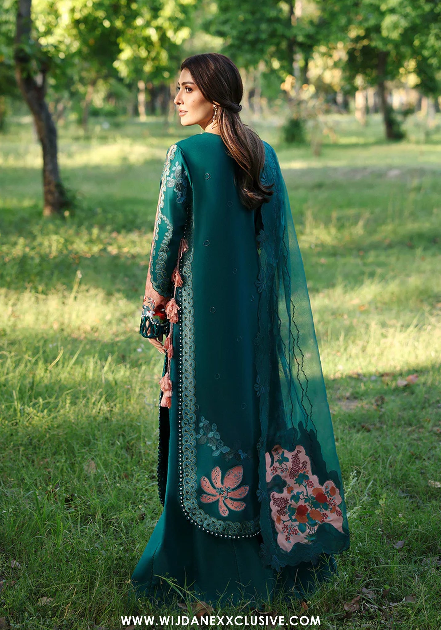 Afrozeh Unstitched Luxury Embroidered A-Lawn Edit'26 (DALIYA)