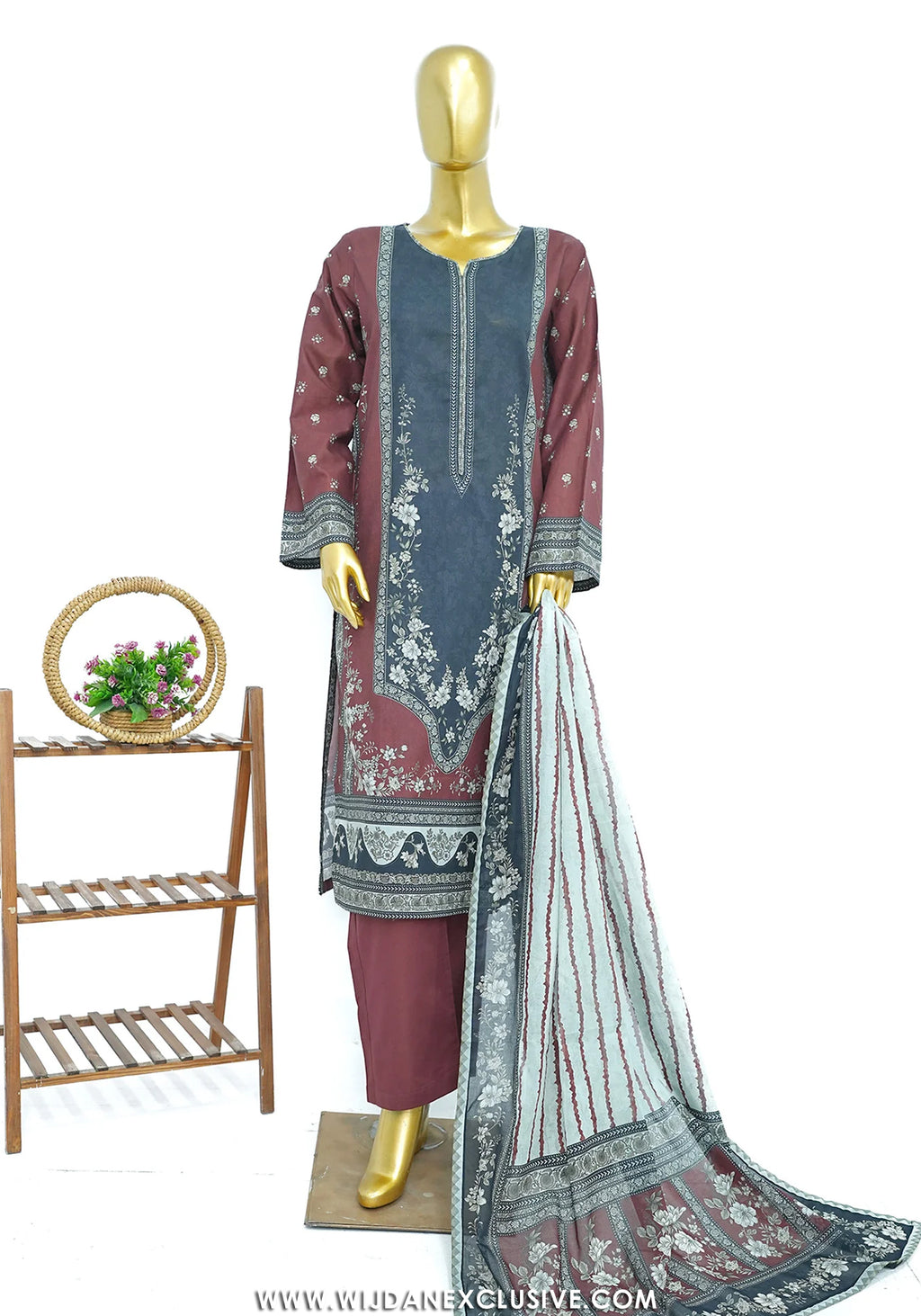Bin Saeed Stitched Exclusive Printed Lawn Vol-09 Collection – 2026 (D-08)