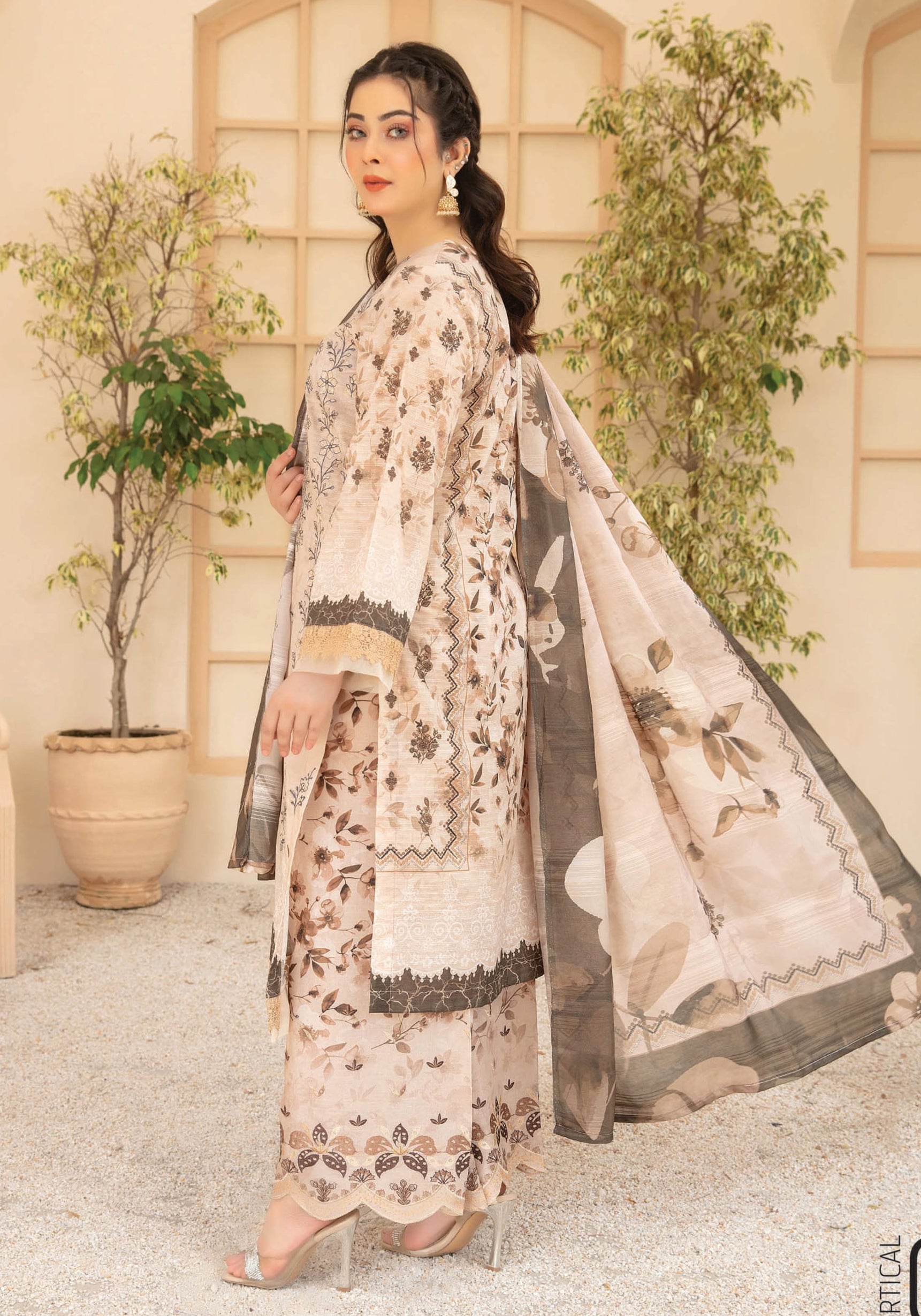 Plazo Digital Printed Bana Doria Lawn Collection by Abisha D-09