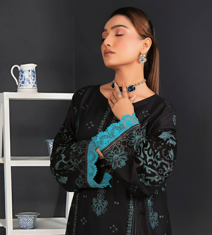 Palachi Unstitched Luxurious Embroirdered Winter Collection - 2025 (Black)