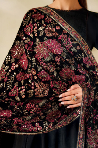 Zarif Exclusive Unstitched Velvet Shawls Collection - 2025 ZRF-VS-03