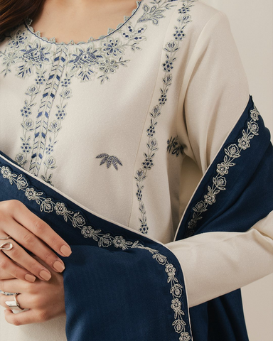 Serán Unstitched Embroidered Winter Collection - 2025 (IVRENE)
