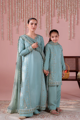 Her to Her Formal Stitched by Emaan Adeel (NAAZ)