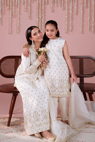 Her to Her Formal Unstitched by Emaan Adeel (MAHJABEEN)